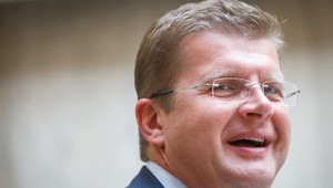 Exminister Žiga prišiel vypovedať na políciu, NAKA ho vo štvrtok obvinila z podplácania