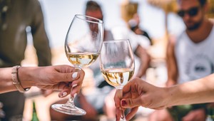 Odporúčaná denná dávka cukru? Už dva poháre vína!