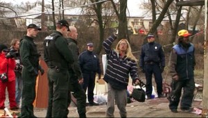 Rómom likvidovali osadu. Policajtom nadávali do škaredých opíc!