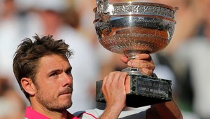 Druhý veľký titul pre Wawrinku! Vo finále zdolal Djokoviča