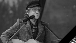 Posledná rozlúčka s milovaným Mekym. Sám si ju naplánoval