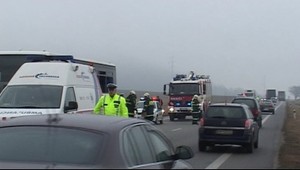 Kamión sa zrazil s autobusom, 4 zranení cestujúci