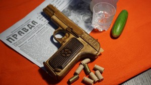 Nádherná pištoľ vyrobená z dreva: Navyše plne funkčná