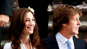 McCartney tretí raz v chomúte!