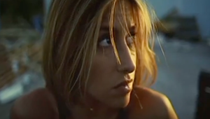 Šokujúci zvrat v kariére! Známa speváčka skončila ako kuchárka, pripravuje hamburgery!