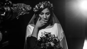 Keď sa rómke zapália lýtka z gádža, je to Loli Paradička - nová slovenská tragikomédia z východu!