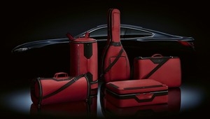 Montblanc prichádza na trh so štýlovým cestovným setom pre luxusné kupé BMW 8