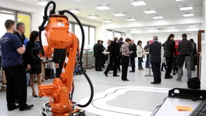 Študenti Slovenskej technickej univerzity predstavili robotov