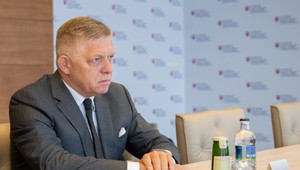 Bol cieľom útoku iba Robert Fico alebo aj celá vláda?