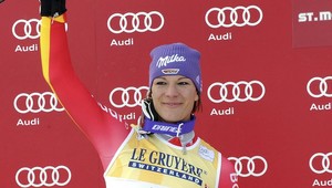 Rieschová vyhrala oba zjazdy, Vonnovú odrovnal hrbol