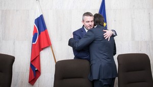 Posledný deň Fica a prvý deň Pellegriniho. Menil sa vládny kabinet, no programové vyhlásenie ostalo