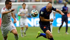 Päť gólov v sieti Casillasa. Španielsko s debaklom od Holandska!