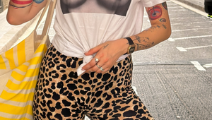 TOTO biele tričko priťahuje pozornosť ako magnet: Ak si ho oblečiete, nikto vás neprehliadne! Prečo?