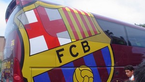 Barcelona a Lyon za svojimi súpermi na odvetu LM autobusom