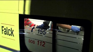 Kontroloval tlak v pneumatike. Tá mu vybuchla priamo do tváre