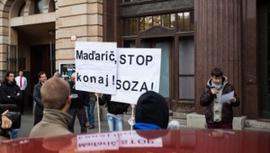 SOZA opäť šokuje! Tentoraz chce zarobiť na mobiloch