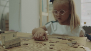 Život na Slovensku zdražuje: Kde môžeme ušetriť?