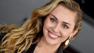 Hannah Montana je späť: Miley Cyrus tvrdí, že sa ňou rozhodla byť už navždy!