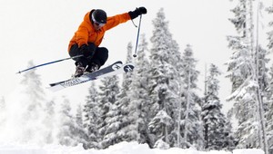 V Tatrách lietali lyžiari... A pochovala sa lyža tatranská