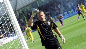 Mladý Slovinec napodobňoval Neuera. Zhorel ako fakľa!