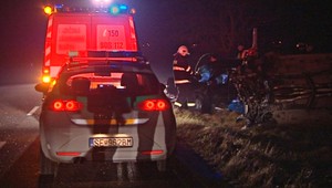 Hasič (†32) čelne narazil do auta, zomrelo dievčatko (†5)