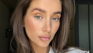 Bezchybný a prirodzený vzhľad? Tento HOT trend v líčení si zamilujete