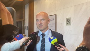 Gröhling útočí na svojho nástupcu: Horecký blokuje navýšenie asistentov na školách