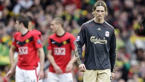 ManU zdolal Liverpool, gól Torresa na body nestačil, Chelsea zaváhala