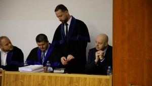 V prípade prípravy vraždy Sylvie Volzovej vypovedal boss sýkorovcov. Rusko spochybňoval vyšetrovateľov