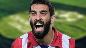 Aj Turan je nervák! Po rozhodcovi hodil vyzutú kopačku