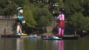 Squid Game ešte aj v detských táboroch. Psychológovia varujú rodičov