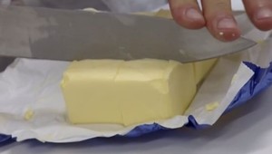 Zoznam potravín, ktoré by mali mať nižšiu DPH. SNS musí ich počet výrazne okresať