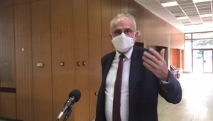 Minister pôdohospodárstva Ján Mičovský podáva demisiu