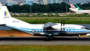 Mjanmarská armáda objavila trosky a telá z nezvestného lietadla