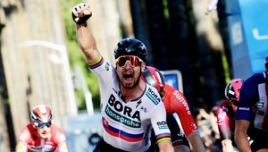 Čo majú spoločné Peter Sagan, Bill Gates a Elon Mask? Všetci sa stali tvárou hoaxu