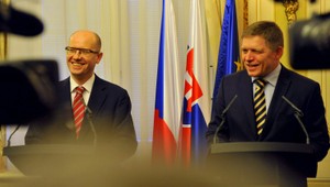 Z Kažimíra by sme si mali brať príklad, myslí si český premiér