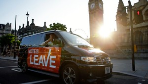 Oficiálne výsledky sú na svete, vyhrali stúpenci brexitu