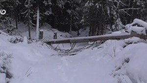 Jar sa v Tatrách odkladá: Lavínové nebezpečenstvo opäť stúpa