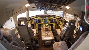 Kopilot sa posmelil alkoholom, dostal výpoveď