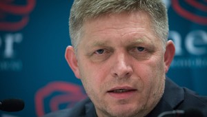 NAŽIVO: Tlačovka Smeru k obedom zadarmo