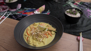 Hlavné jedlo: Gaeng Lueng Gai