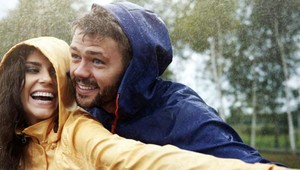 Pripravte sa na zmenu. Cez víkend sa ochladí a bude aj pršať