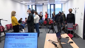 Sčítanie obyvateľstva: Väčšinu populácie tvoria ženy. Rozvádzame sa viac ako pred 10 rokmi