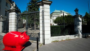 Fico dostal prasa. V SaS snežilo, reaguje premiér