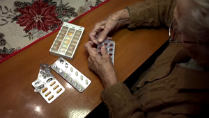 V lekárňach stále chýbajú lieky. Pacienti praktizujú liekovú turistiku