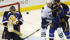 Halák vychytal víťazstvo, Budaja dvakrát striedal Anderson