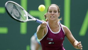 Cibulková ukončila sezónu prehrou, Hantuchová zdolala kvalifikantku