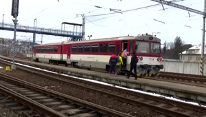 Nový vlakový grafikon komplikuje život aj obyvateľom Kysúc. Cesta za prácou sa mnohým predĺžila