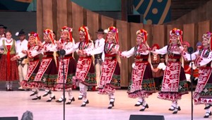 Oslava tradícií, usmiate tváre, tanec a hudba. Vo Východnej sa po dvoch rokoch koná najväčší folklórny festival
