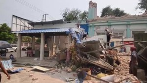 Počet obetí zemetrasení v Mjanmarsku pribúda. Presiahol až 3300 obetí